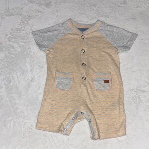 (2 for $10) 7 for all mankind Striped Yellow & Gray Baby Romper